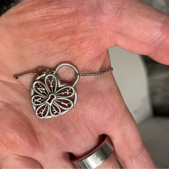 Tiffany Heart Lock Filigree Necklace with key - Picture 3 of 5